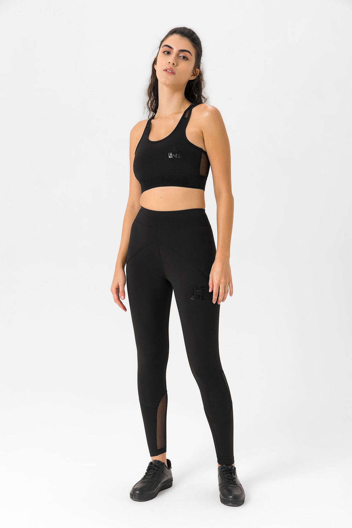& Brand – SET Clothing Basic Black Endurance LEGENDS Bra Tight Sports
